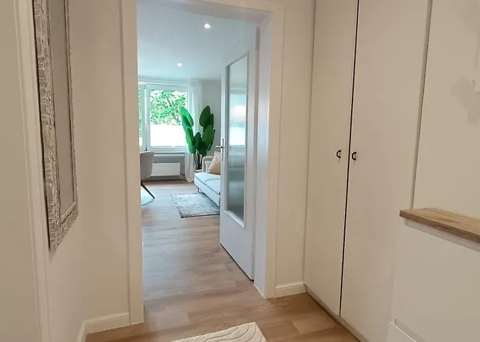 Kernsanierte Moderne Helle Wohlfuehloase Hilden