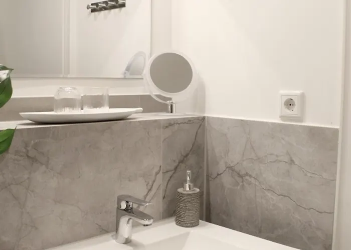 Appartement Kernsanierte Moderne Helle Wohlfuehloase