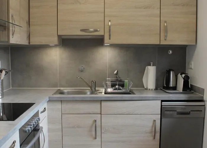 Kernsanierte Moderne Helle Wohlfuehloase * Hilden